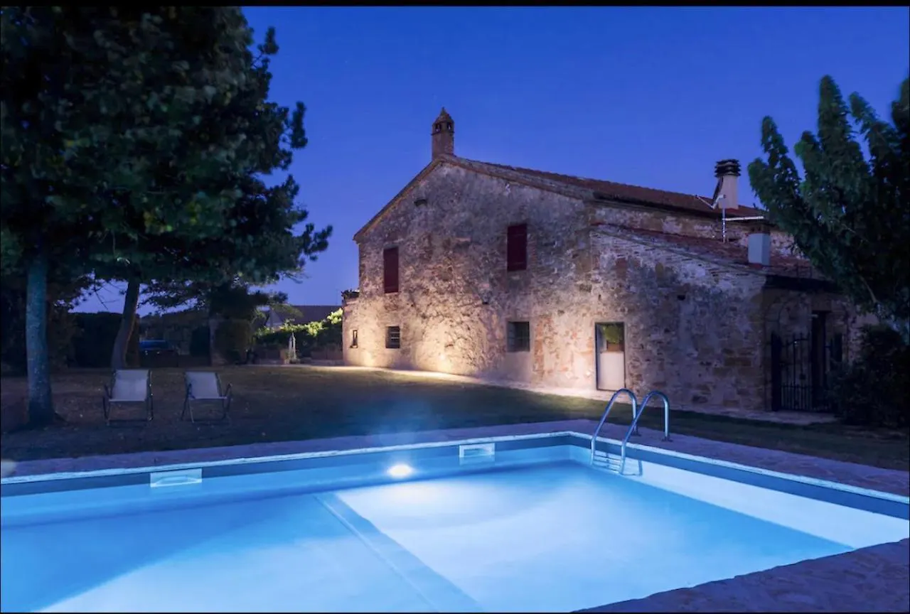 Cosy Apartment In Trequanda With Pool And Panoramic View 40 M² Italy